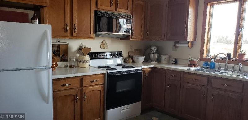 56523 Buds Barn Rd, Parkers Prairie, MN 56361