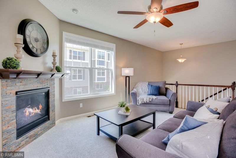 8335 Norwood Ln N, Maple Grove, MN 55369