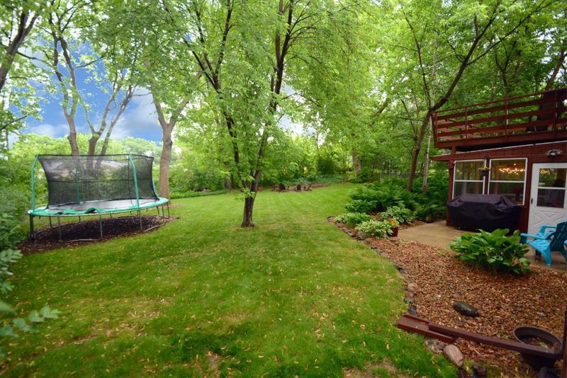 8170 Casper Way, Inver Grove Heights, MN 55076