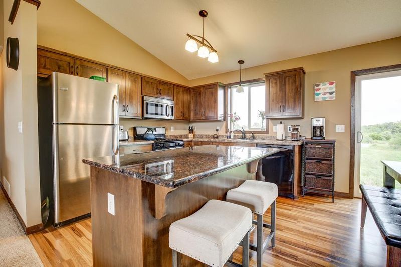 3244 Orchard Ave NE, Sauk Rapids, MN 56379