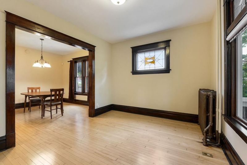 929 Edmund Ave, Saint Paul, MN 55104