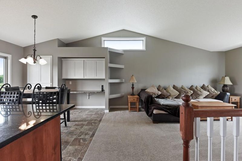 1635 Pinecone Ln, Mayer, MN 55360