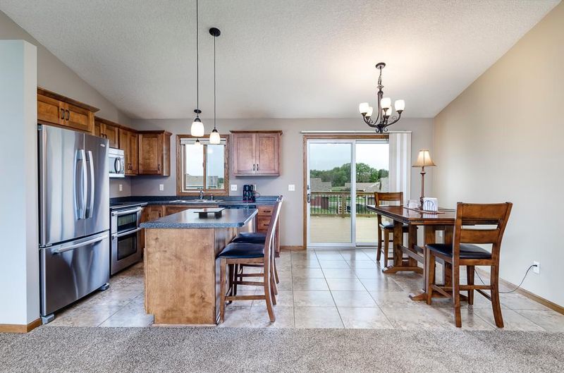 2205 Sonke Ln NW, Stewartville, MN 55976