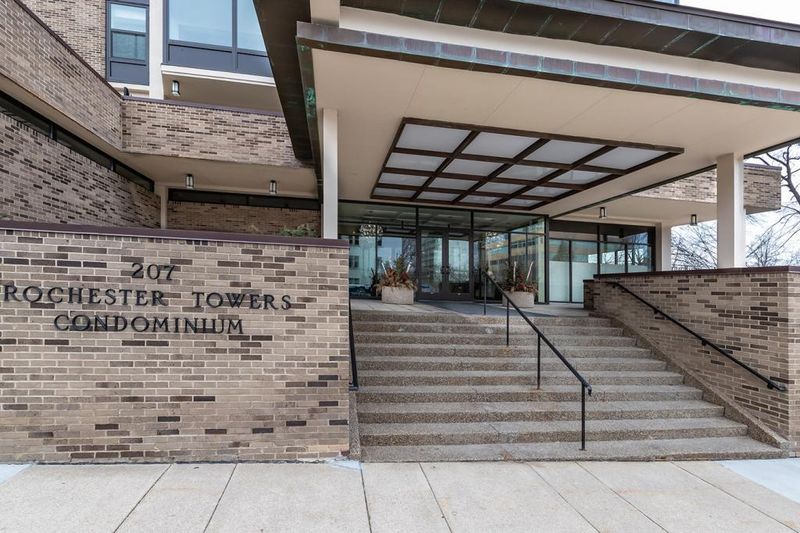 207 5th Ave SW #603, Rochester, MN 55902
