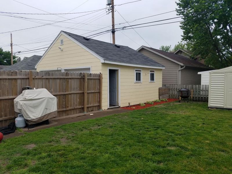 812 W Broadway St, Winona, MN 55987