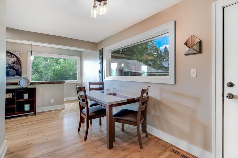 2117 Shadywood Rd, Orono, MN 55391