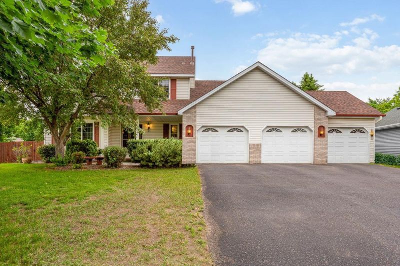12059 Cottonwood St NW, Coon Rapids, MN 55448