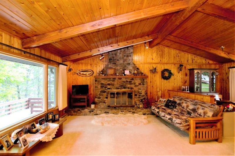 42434 W Sand Lake Dr, Bovey, MN 55709
