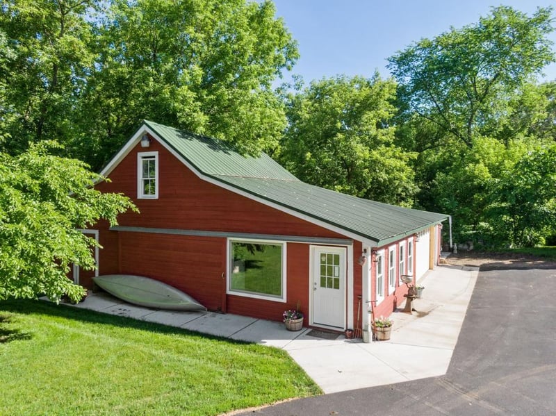 16380 82nd St, New Germany, MN 55367