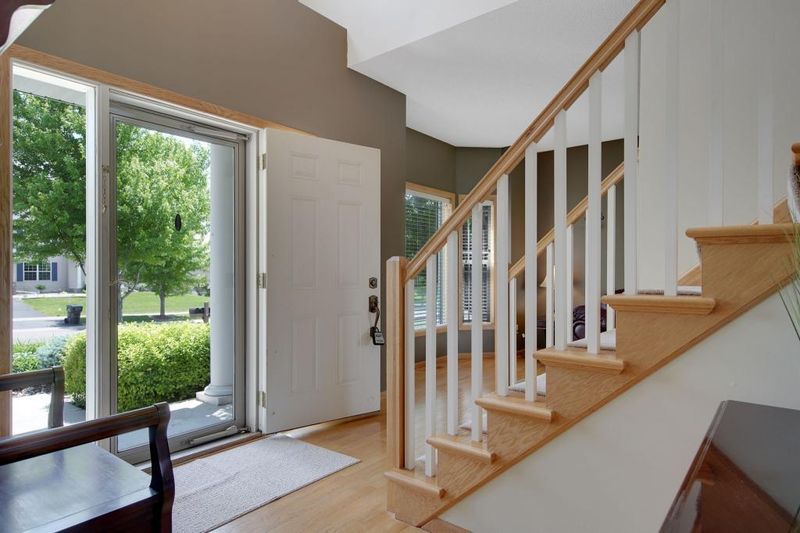 3949 Games Dr, Saint Bonifacius, MN 55375