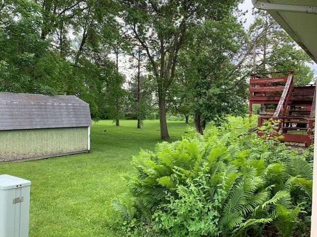 135 4th St SE, Plainview, MN 55964