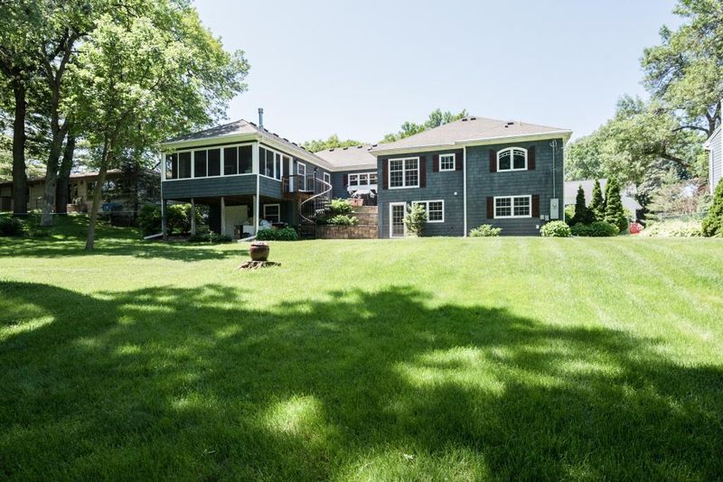 6109 Crescent Dr, Edina, MN 55436