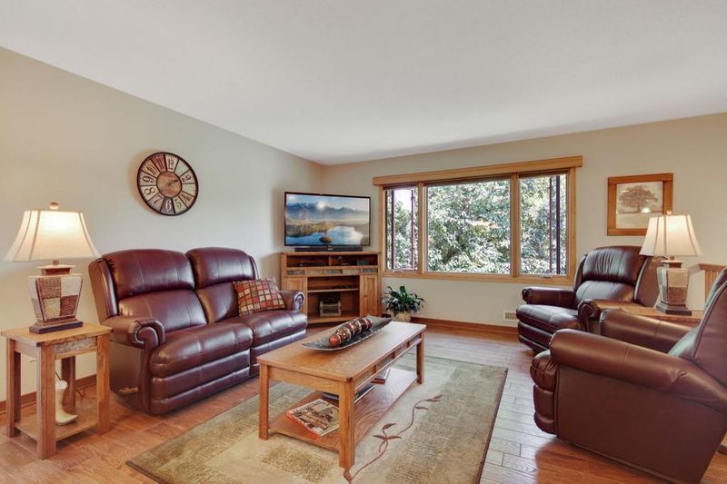 10687 Nathan Ln N, Maple Grove, MN 55369