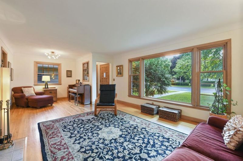 6001 Wooddale Ave, Edina, MN 55424
