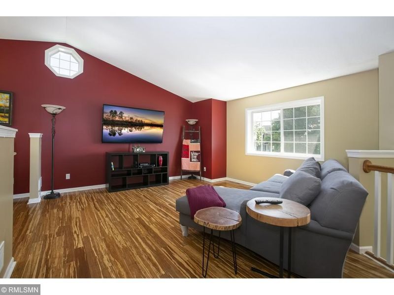 139 Hill St, Montrose, MN 55363