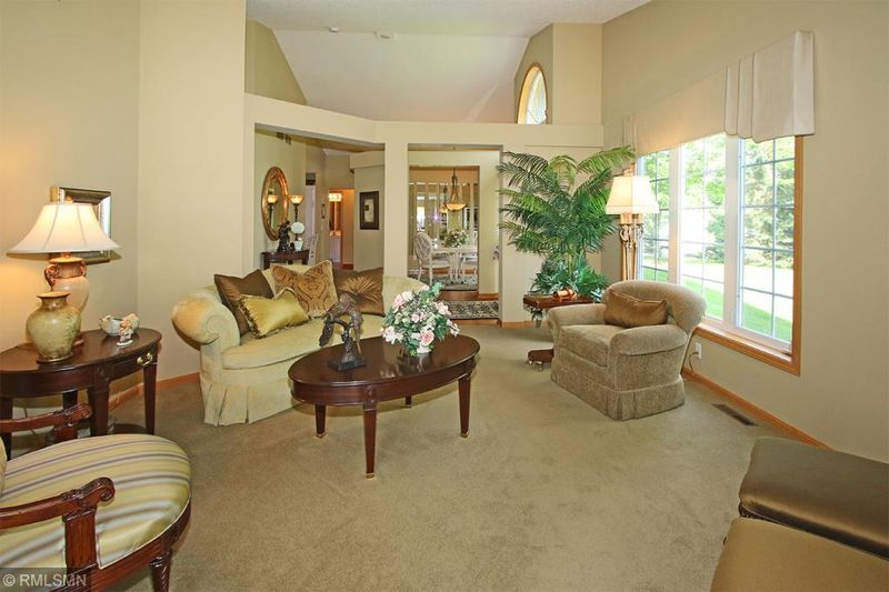 6461 Brook Ln, Savage, MN 55378