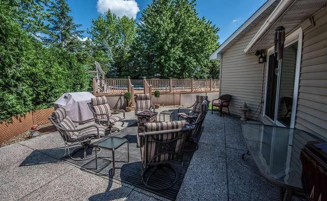 1571 Meadowview Trl, Hastings, MN 55033