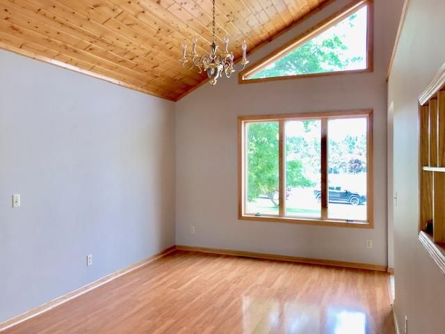 21505 Birch St, Grand Rapids, MN 55744