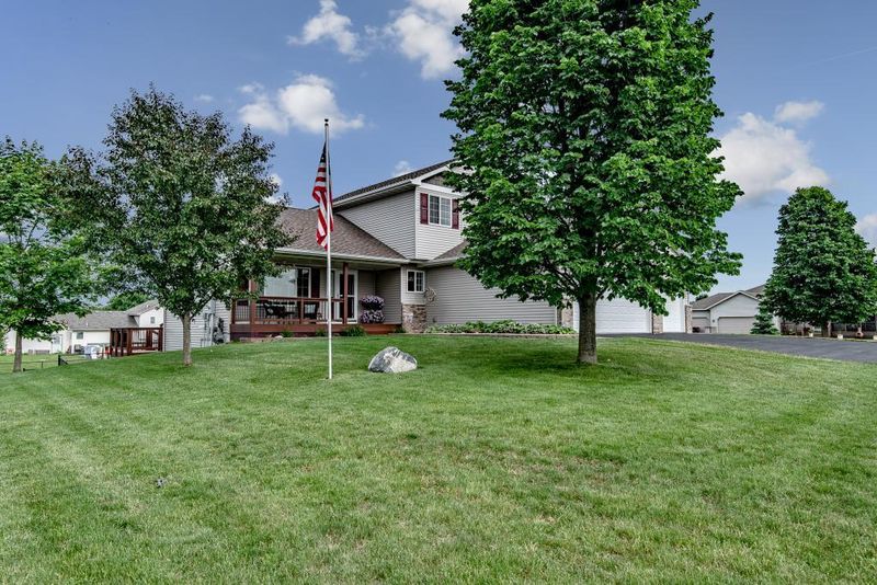 6118 Kahl Ave NE, Albertville, MN 55301
