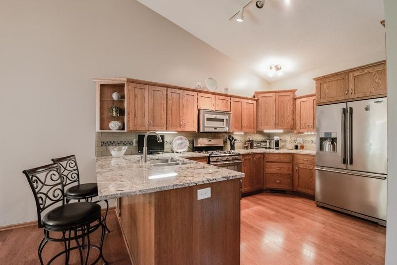 7177 Ivy Ridge Ct, Lino Lakes, MN 55014