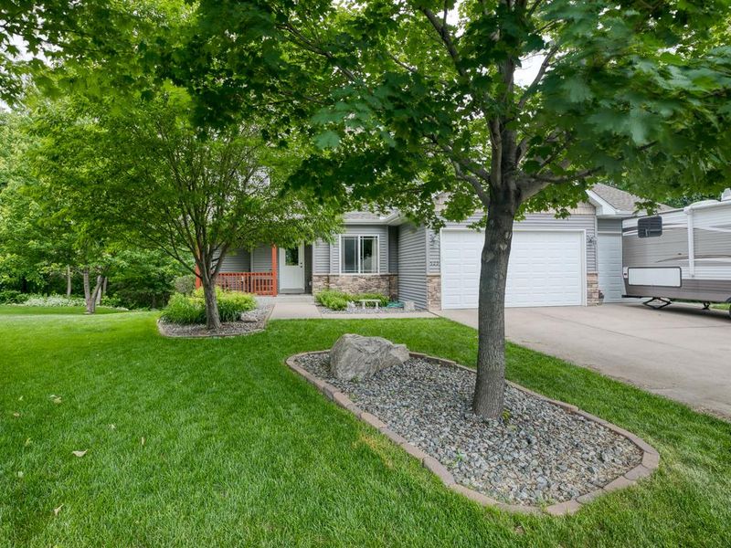 529 Lachman Cir NE, Saint Michael, MN 55376