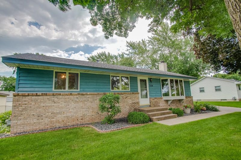 7124 Oliver Ave N, Brooklyn Center, MN 55430