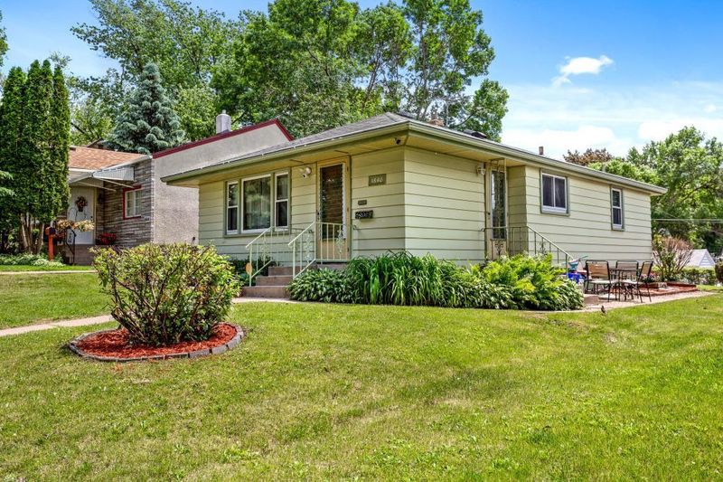 1640 4th St E, Saint Paul, MN 55106