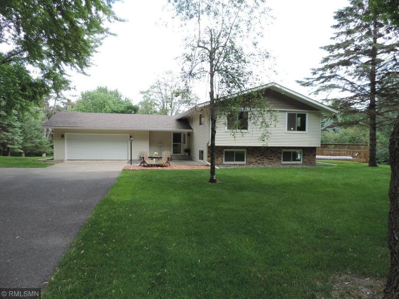 1747 Nolan Ave N, Stillwater, MN 55082