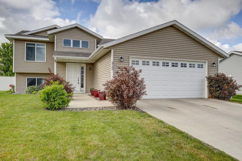 6760 23rd St N, Saint Cloud, MN 56303
