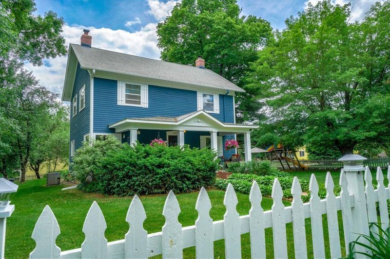 719 Willard St W, Stillwater, MN 55082