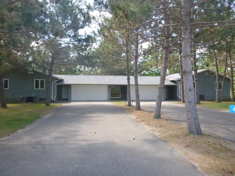 4881 Pine Needle Dr, Pequot Lakes, MN 56472