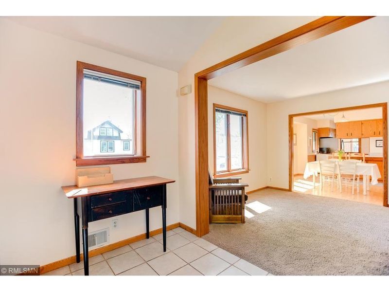 1400 Juliet Ave, Saint Paul, MN 55105