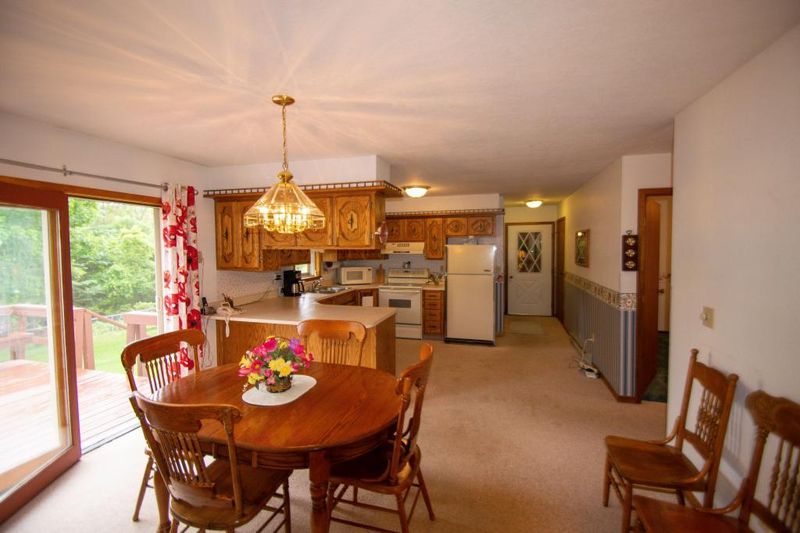 518 1st St NE, Menahga, MN 56464