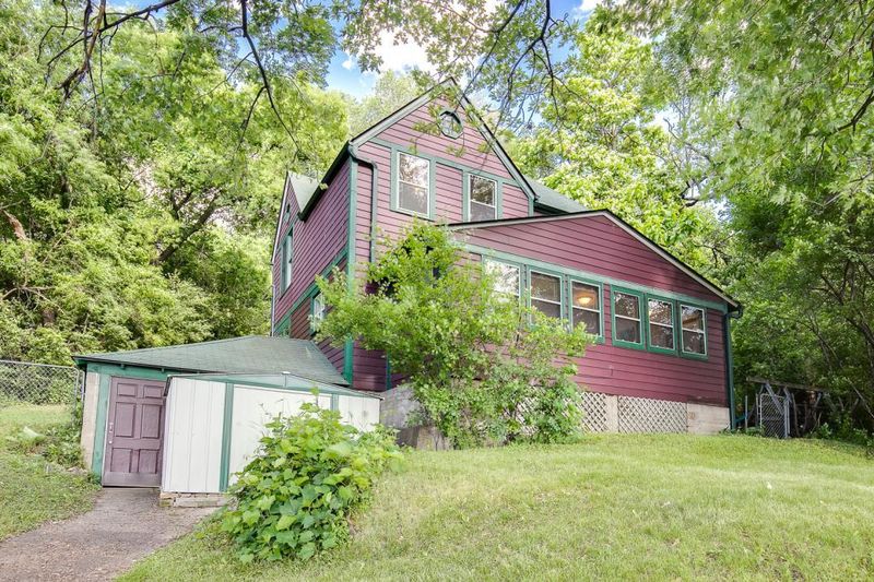 2034 Highwood Ave E, Saint Paul, MN 55119