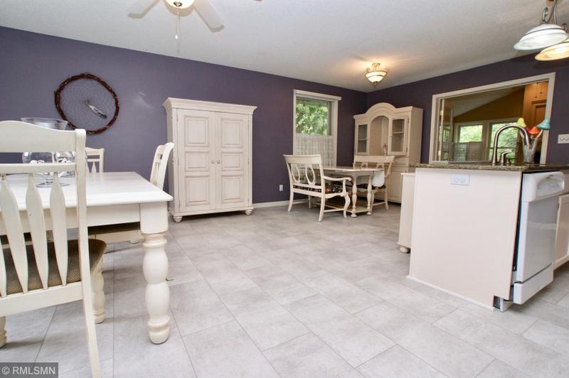 5583 W 134th St, Savage, MN 55378