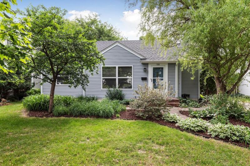 7115 Knox Ave S, Richfield, MN 55423