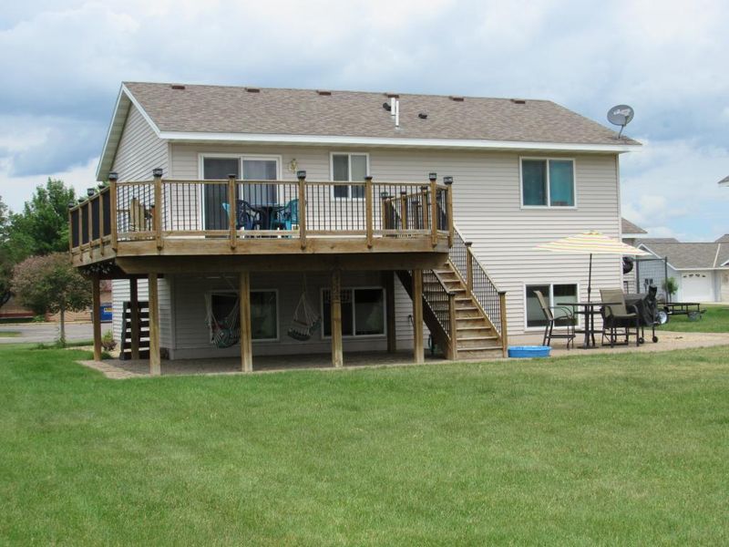 620 South St, Paynesville, MN 56362