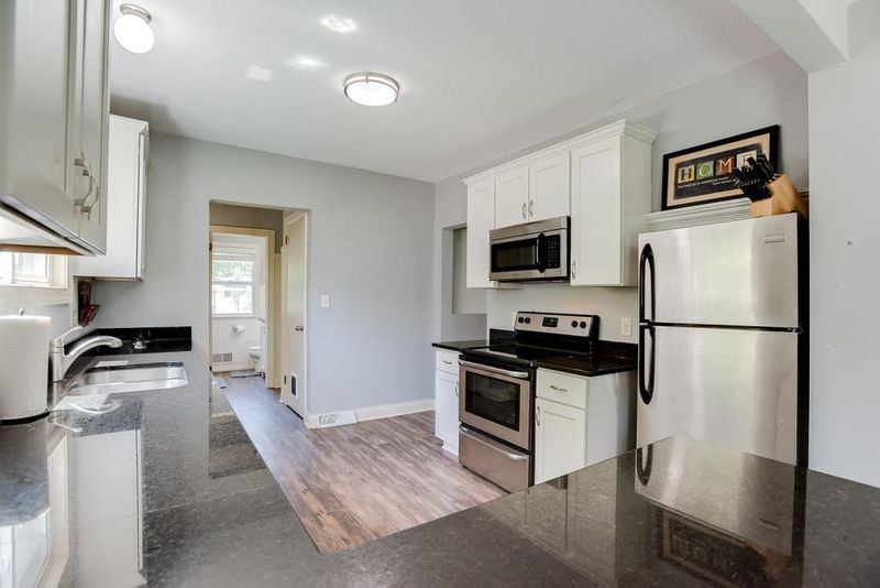444 8th St SW, Forest Lake, MN 55025