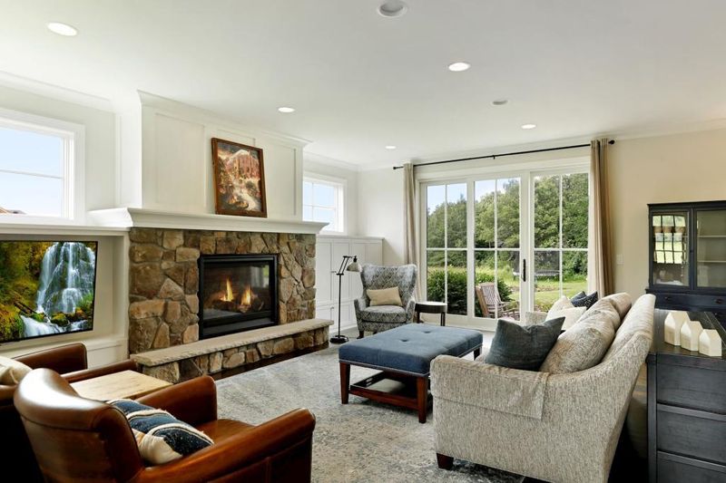 12312 Meadow Bluff Trl, Afton, MN 55001