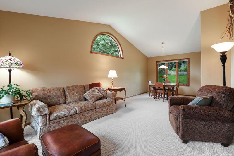 515 14th Ct, South Saint Paul, MN 55075