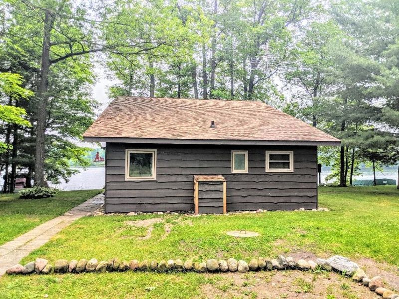 2645 2 1/4 St, Cumberland, WI 54829