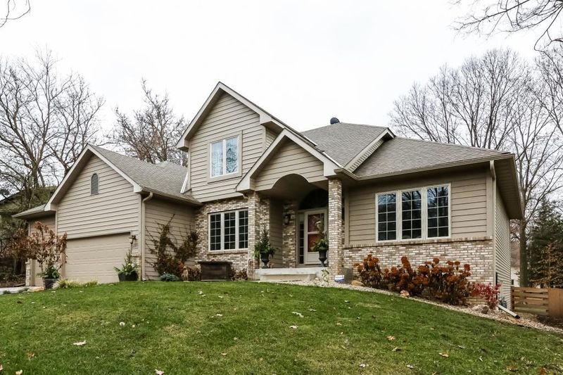 20939 Junco Trl, Lakeville, MN 55044