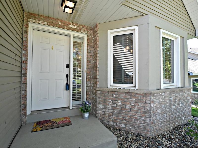 5958 Bren Cir, Minnetonka, MN 55343