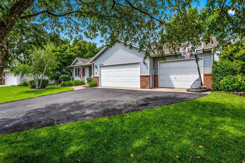 12964 88th Ave N, Maple Grove, MN 55369