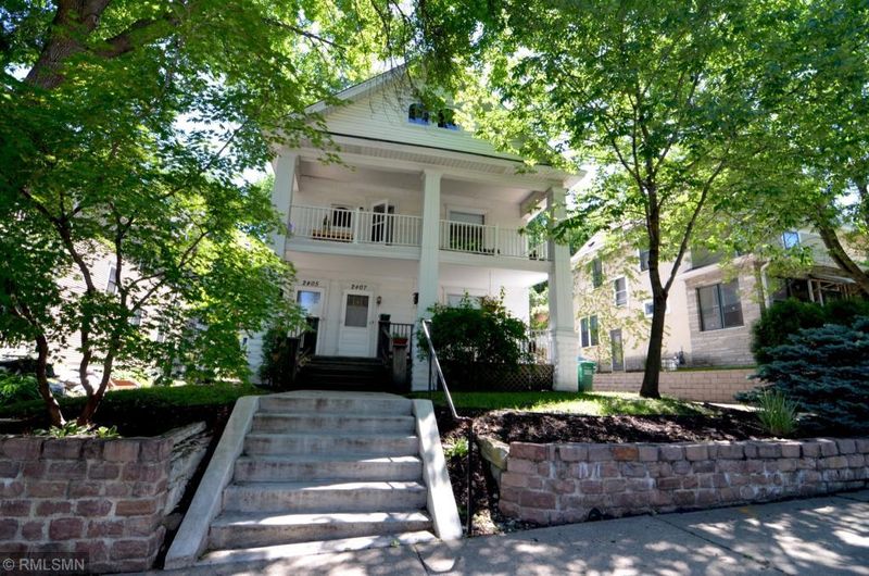 2405 Grand Ave S, Minneapolis, MN 55405