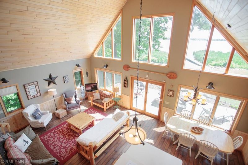7194 Shadow Ln, Nisswa, MN 56468