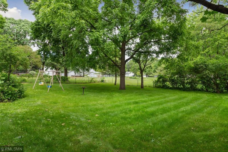 5064 Long Lake Rd, Mounds View, MN 55112