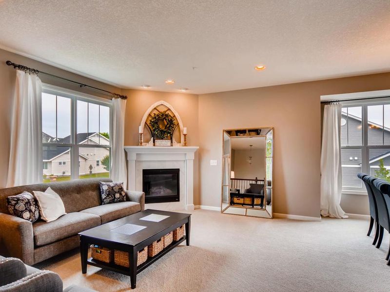 9650 Unity Ln N, Brooklyn Park, MN 55443