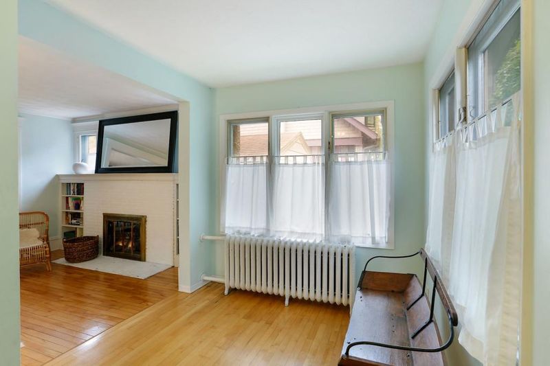 4037 Upton Ave S, Minneapolis, MN 55410