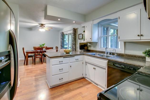 5608 Riverview Cir, Champlin, MN 55316